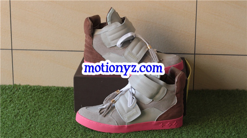 Brand Sneaker High Top Grey Pink